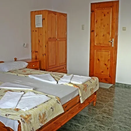 Kostadinovi 3*
